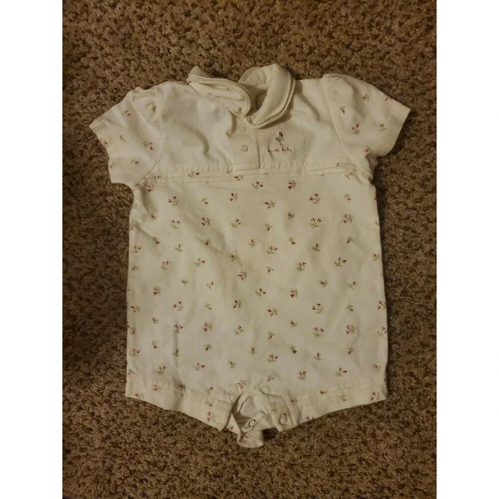 Girl's stacy claire boyd 9 month flowers short outfit
